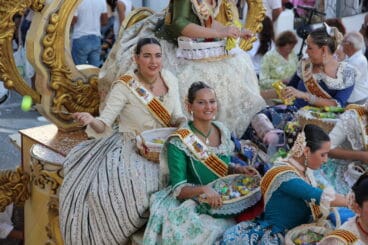 Desfile de Carrozas Fogueres Xàbia 2024 (18)