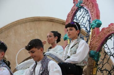 Desfile de Carrozas Fogueres Xàbia 2024 (194)