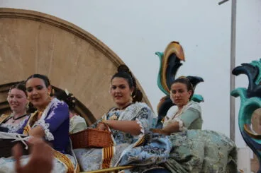 Desfile de Carrozas Fogueres Xàbia 2024 (200)