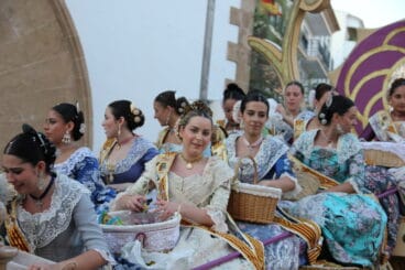 Desfile de Carrozas Fogueres Xàbia 2024 (212)
