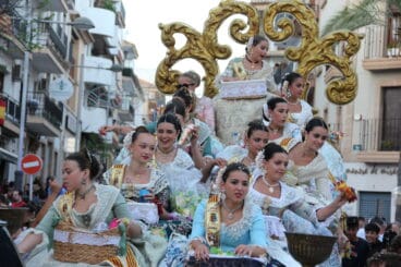 Desfile de Carrozas Fogueres Xàbia 2024 (227)