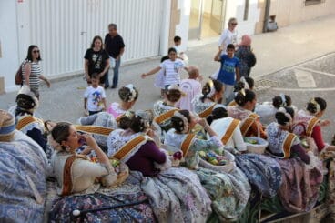 Desfile de Carrozas Fogueres Xàbia 2024 (25)