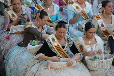 Desfile de Carrozas Fogueres Xàbia 2024 (38)