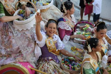 Desfile de Carrozas Fogueres Xàbia 2024 (56)
