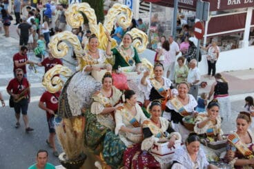 Desfile de Carrozas Fogueres Xàbia 2024 (70)