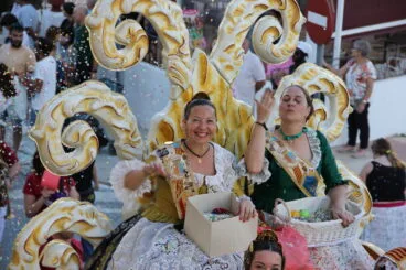 Desfile de Carrozas Fogueres Xàbia 2024 (72)