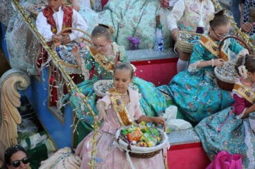 Desfile de Carrozas Fogueres Xàbia 2024 (91)
