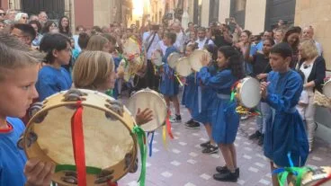 Escolares de Xàbia participan en les danses del Corpus 2024 (10)