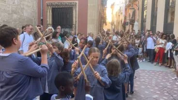 Escolares de Xàbia participan en les danses del Corpus 2024 (14)
