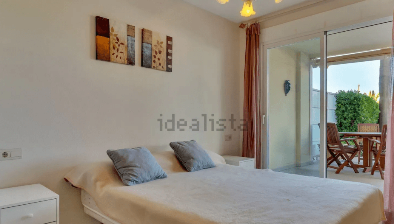 Habitación con acceso directo a la terraza