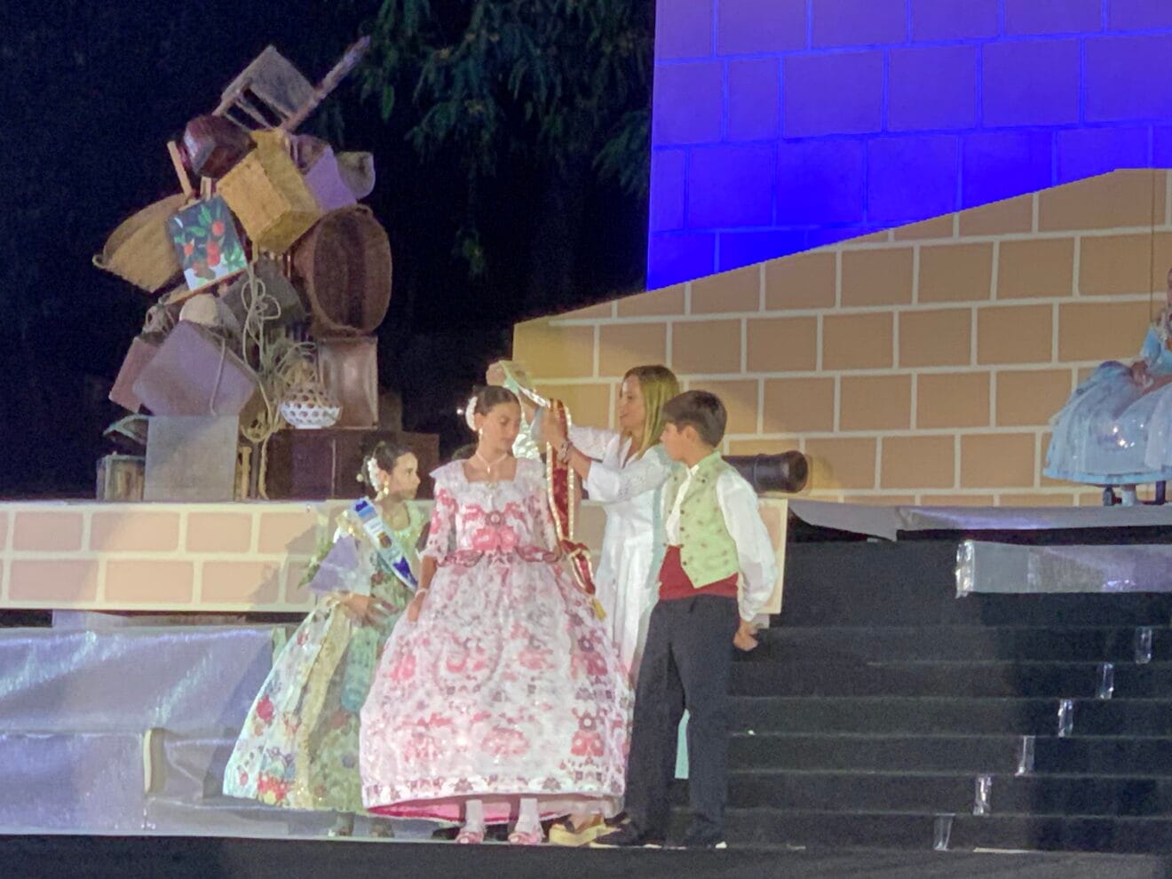 Proklamation der Kinderkönigin von Fogueres Xàbia 2024