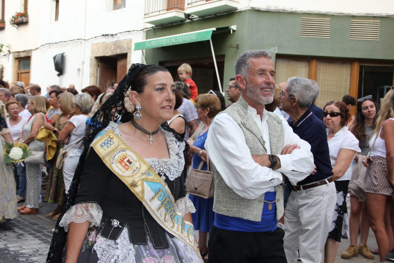 Ofrenda 75 aniversario de Fogueres de Sant Joan Xàbia (108)