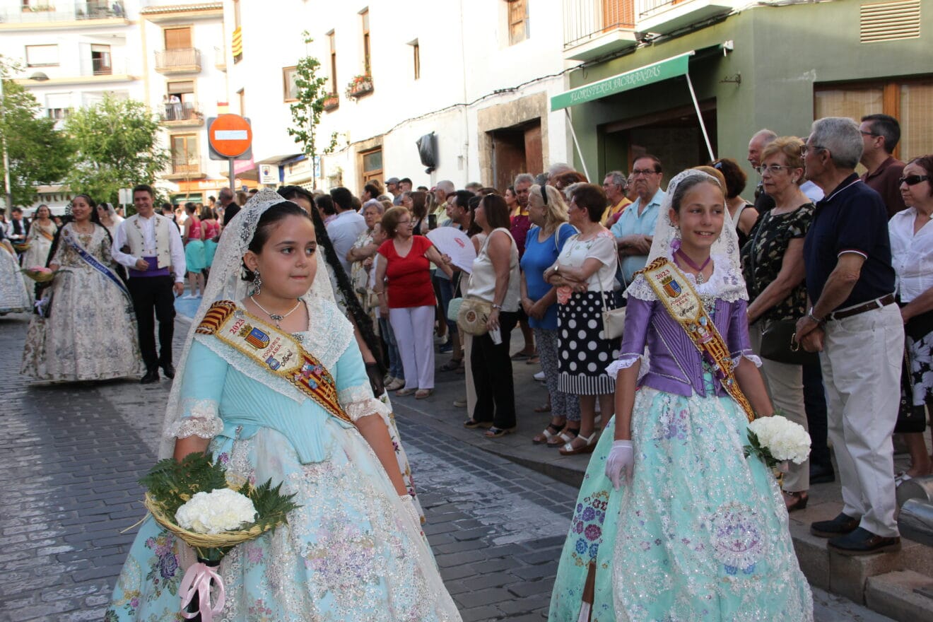 Ofrenda 75 aniversario de Fogueres de Sant Joan Xàbia (14)