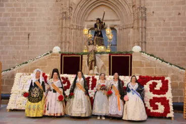 Ofrenda 75 aniversario de Fogueres de Sant Joan Xàbia (305)