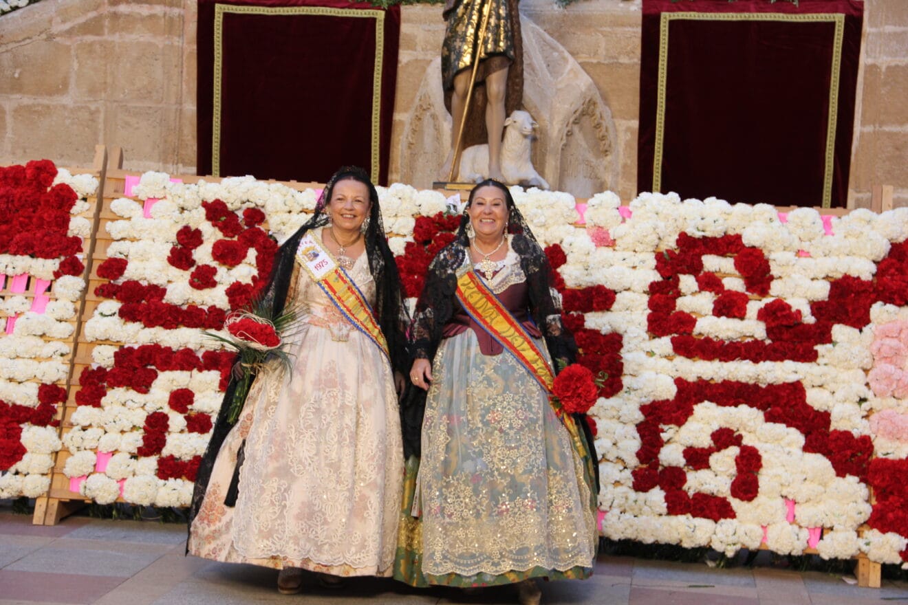 Ofrenda 75 aniversario de Fogueres de Sant Joan Xàbia (327)