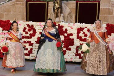 Ofrenda 75 aniversario de Fogueres de Sant Joan Xàbia (360)