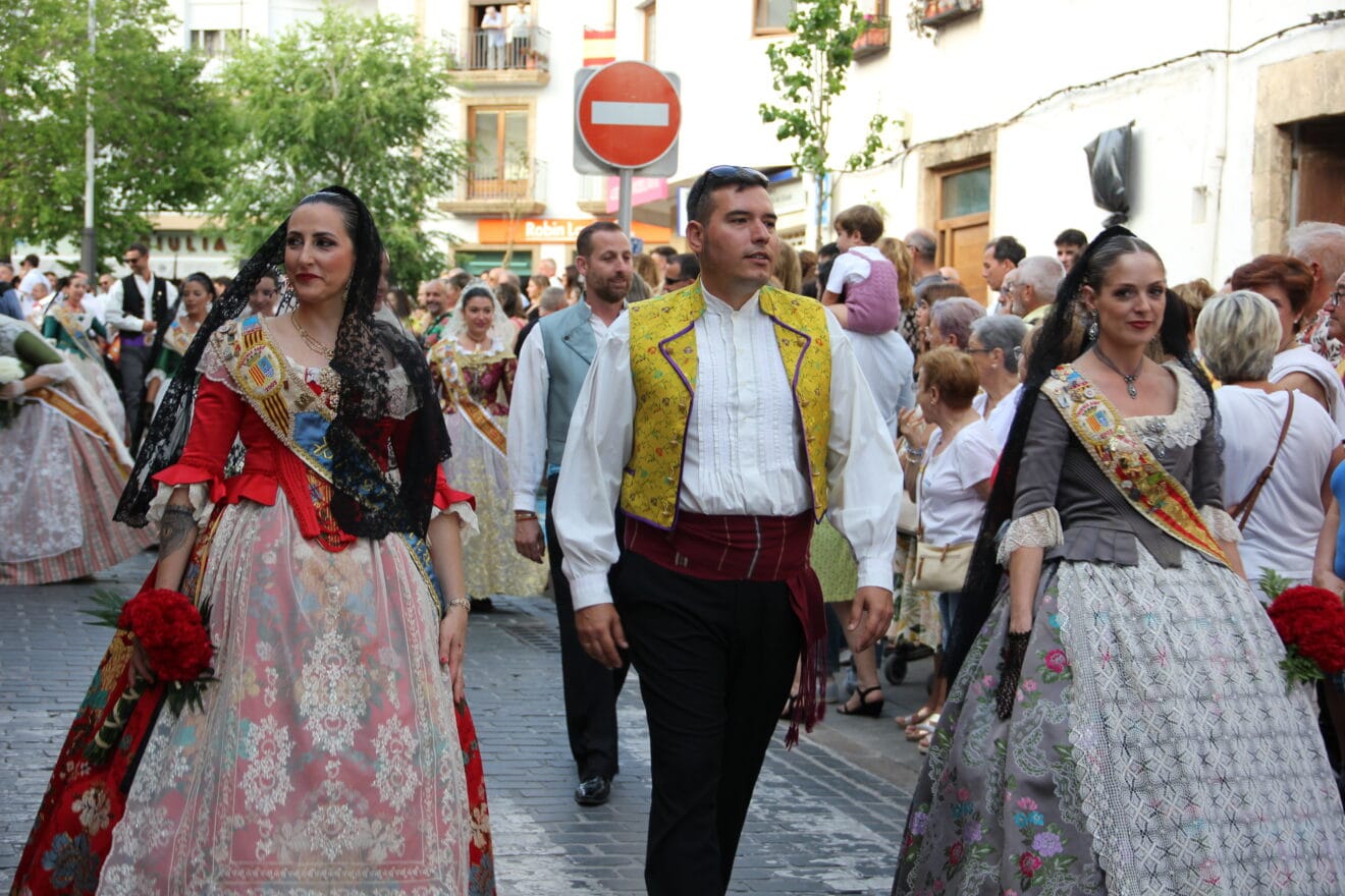 Ofrenda 75 aniversario de Fogueres de Sant Joan Xàbia (81)