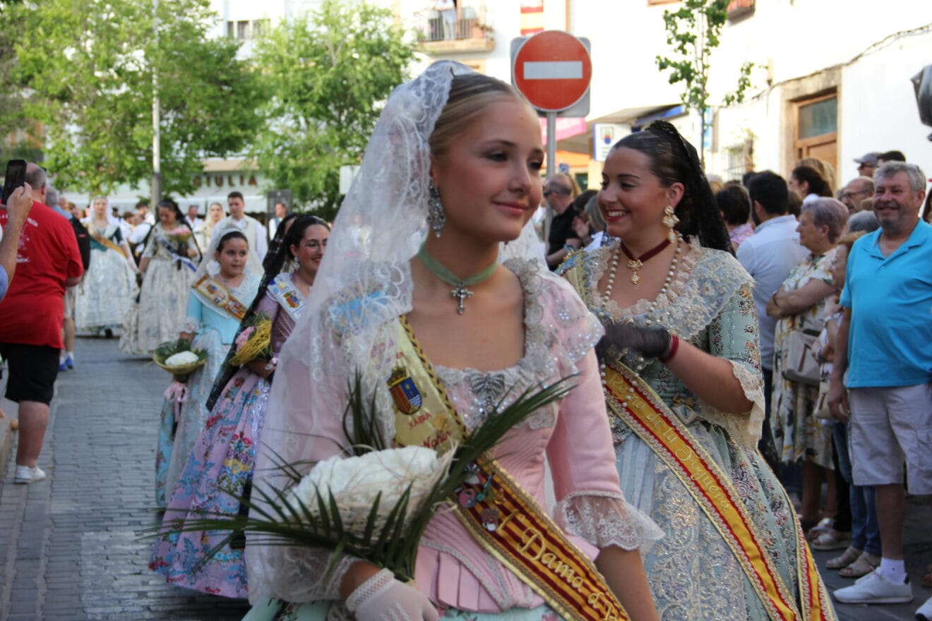 Ofrenda 75 aniversario de Fogueres de Sant Joan Xàbia (9)