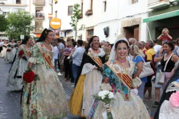 Ofrenda 75 aniversario de Fogueres de Sant Joan Xàbia (94)