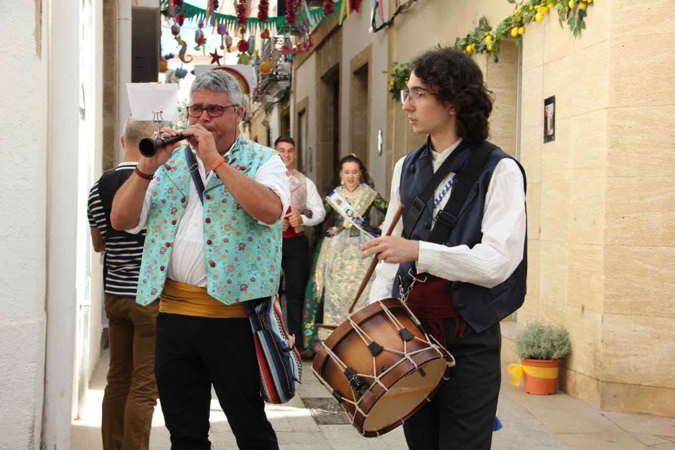 Pasacalle 75 aniversario de Fogueres Xàbia (1)