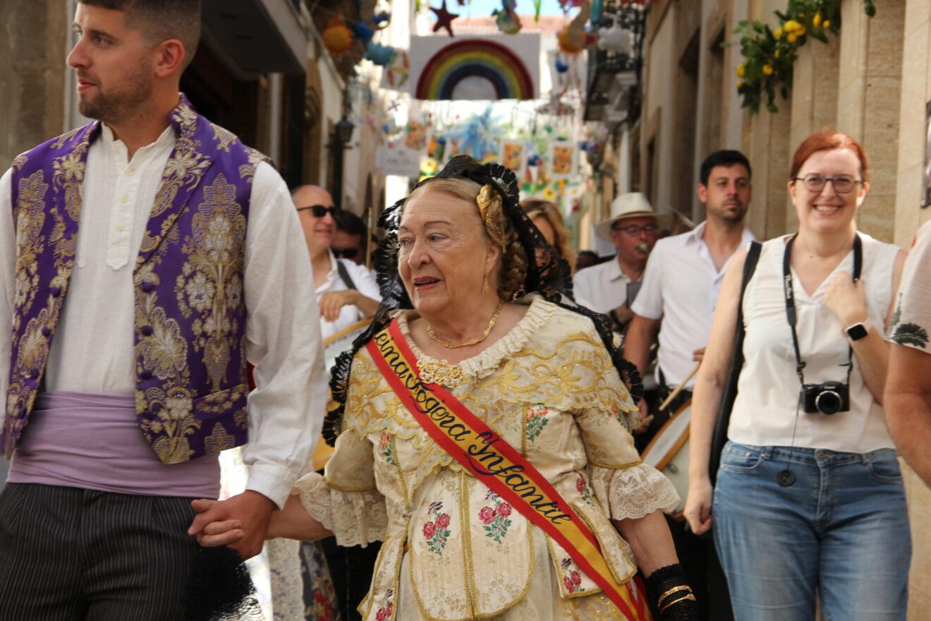 Pasacalle 75 aniversario de Fogueres Xàbia (32)