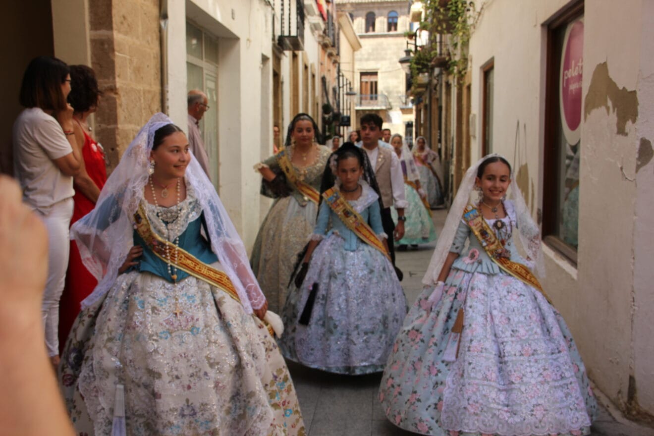 Pasacalle 75 aniversario de Fogueres Xàbia (42)