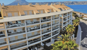 Vivienda a escasos metros del mar mediterráneo