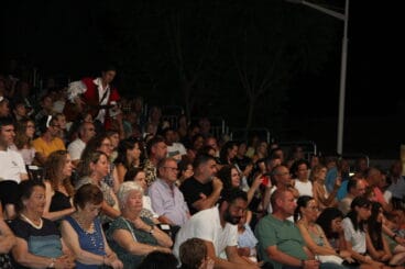 Ajedrez Viviente Xàbia 2024 -‘Nido de PájarOZ’, basado en la Salud Mental