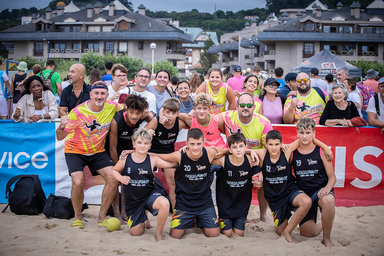 Deportistas y seguidores del Club Handbol Xàbia
