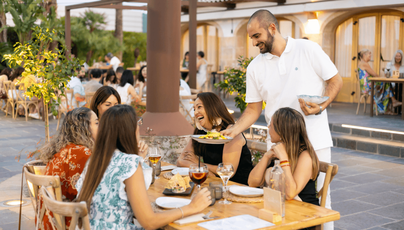 Disfruta de una cena bajo las estrellas en VidaFina