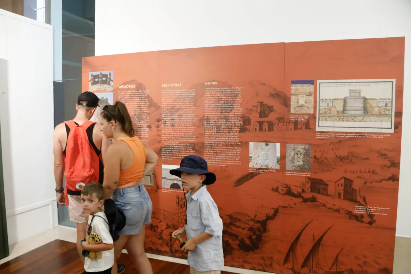 Exposición 'De temor i seda, les talaies de la Costa' (8)