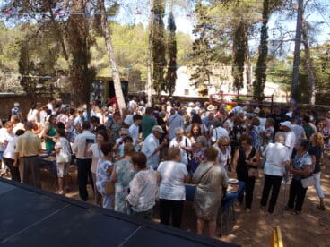 Vecinos en la celebración de las fiestas de la Plana Xàbia