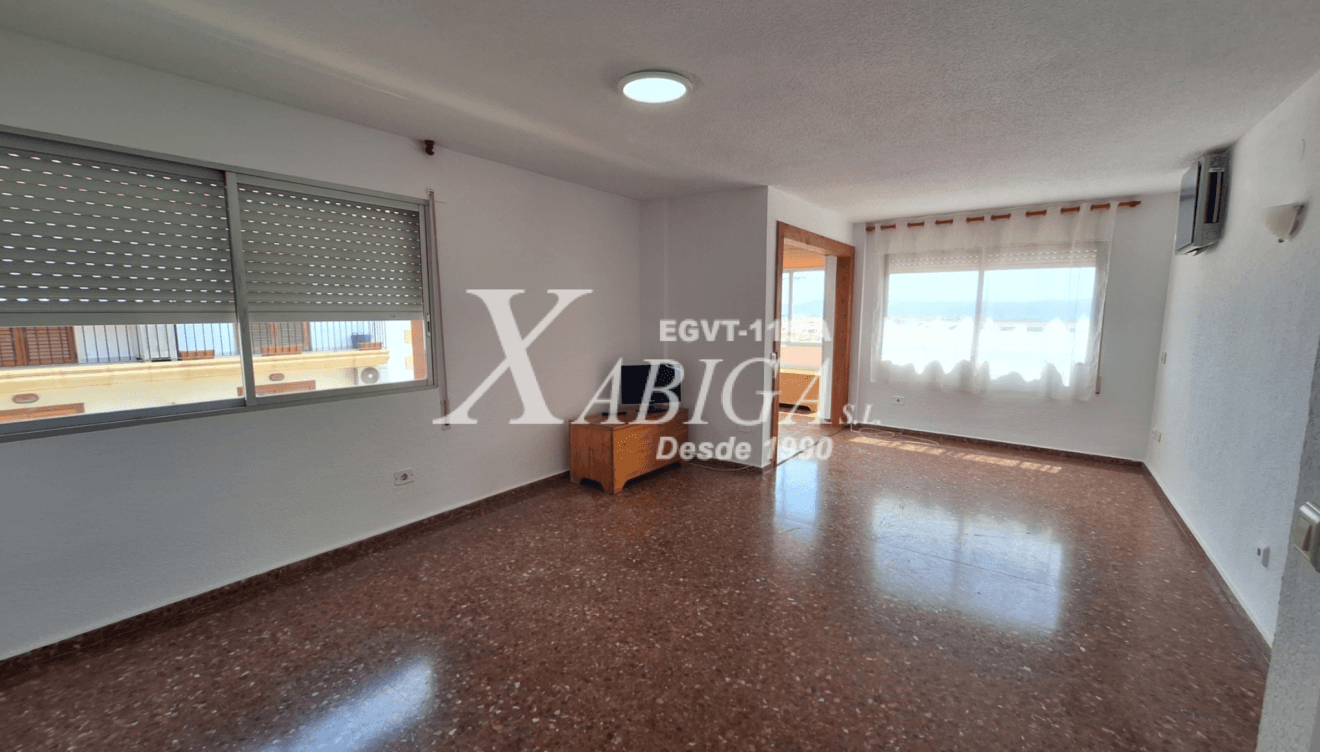 Amplitud y luz natural en esta casa de Jávea