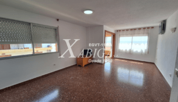 Amplitud y luz natural en esta casa de Jávea