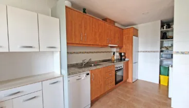 Cocina totalmente equipada para unas vacaciones ideales en la Costa Blanca
