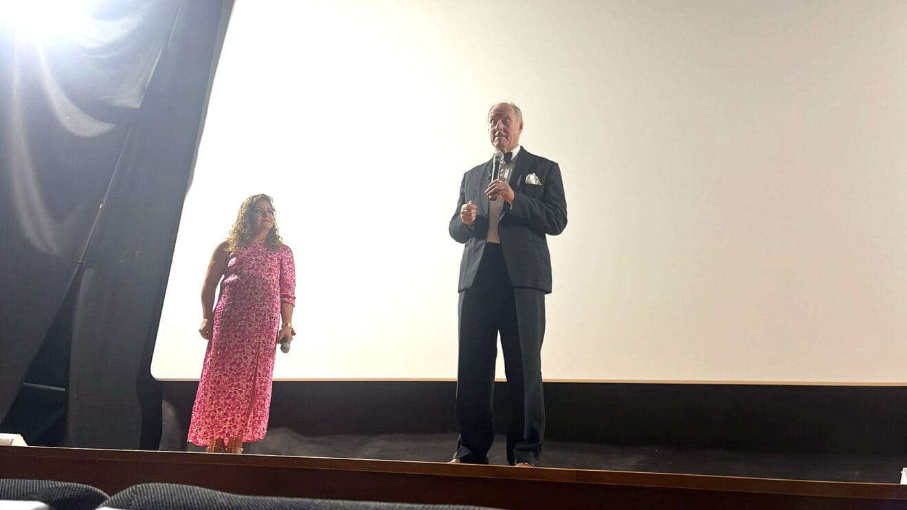 Geoff Britton y Elena Catalá del Cine Jayan