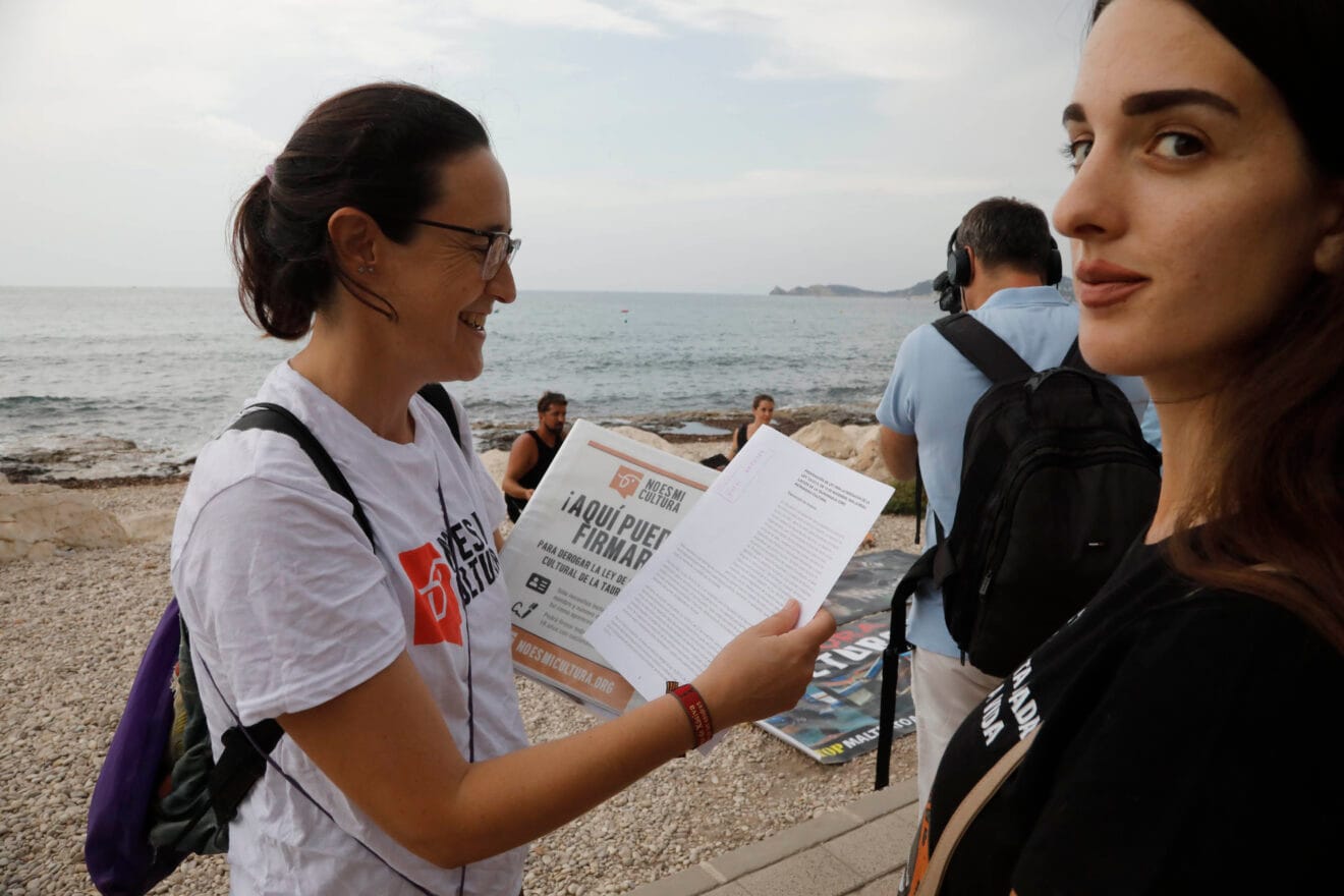 Manifestación antitaurina en Xàbia (6)