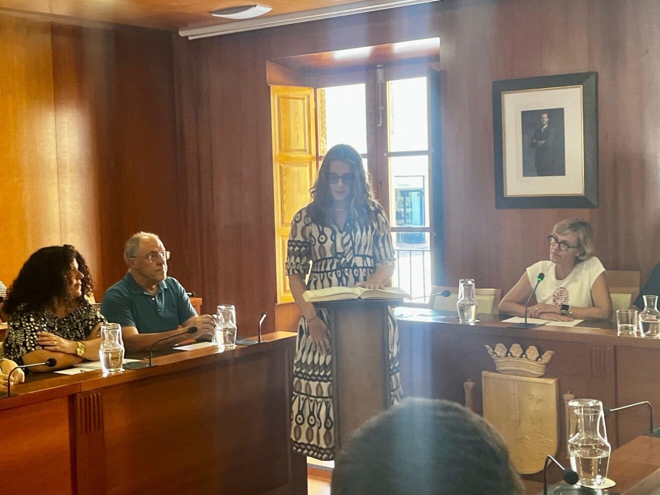 Raquel Violero toma posesión como nueva concejala del Ayuntamiento de Xàbia