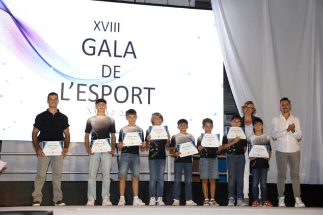 Imagen: Gimnastas del CD Montgó en la XVIII Gala de l'esport Xàbia