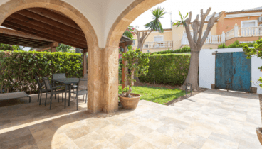 Adosado ideal para familias y amantes del estilo de vida mediterráneo