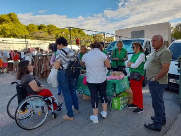 Imagen: Mesa informativa por el Día Mundial de la Lucha contra el cáncer de mama