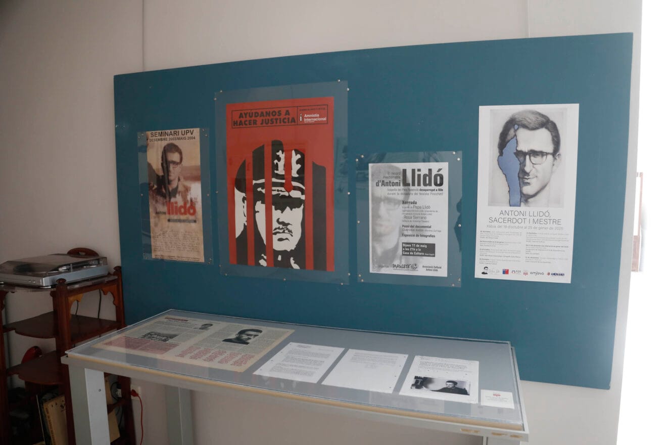 Inauguración de la exposición de Antoni Llidó en la Fundación Cirne de Xàbia (15)
