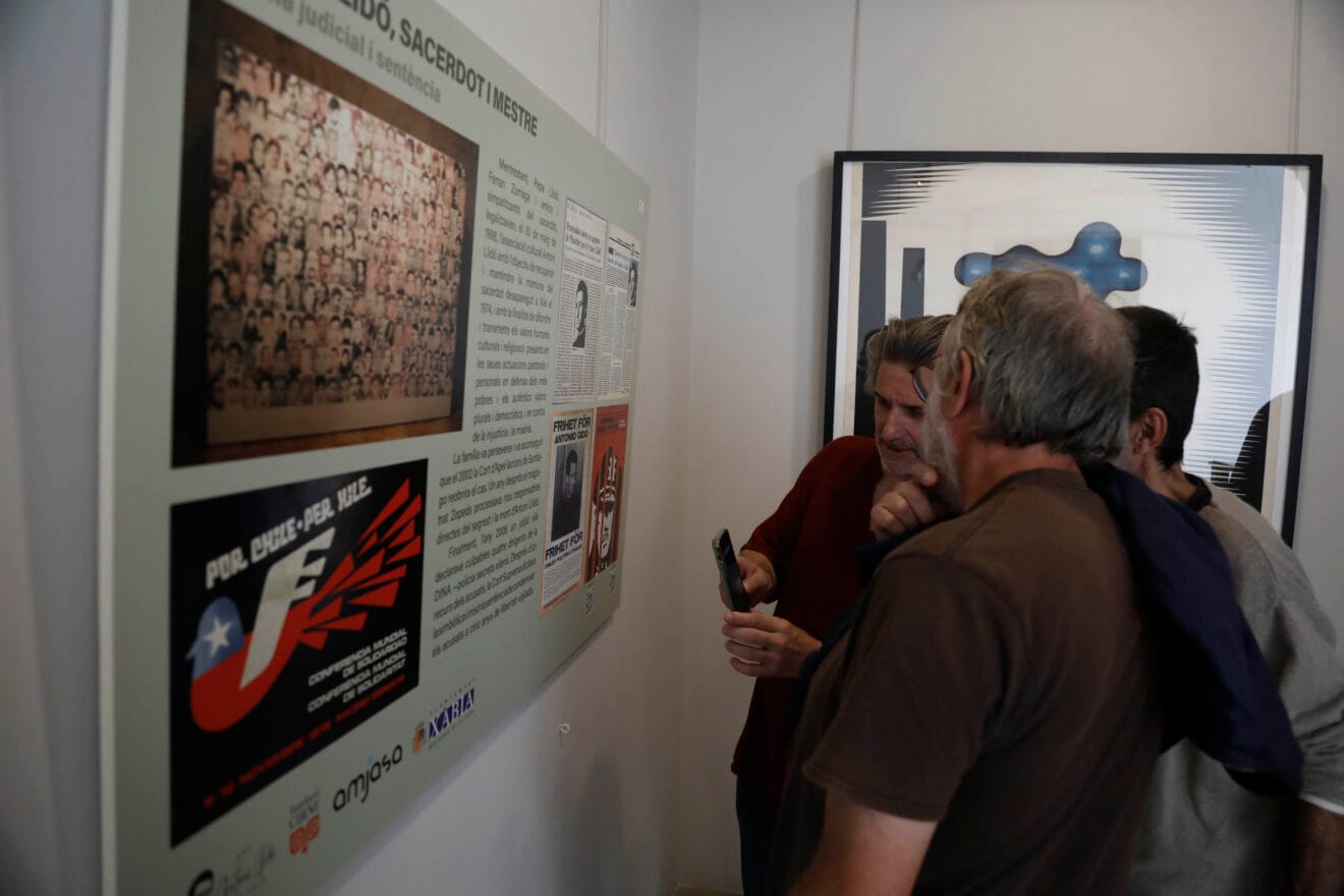 Inauguración de la exposición de Antoni Llidó en la Fundación Cirne de Xàbia (32)