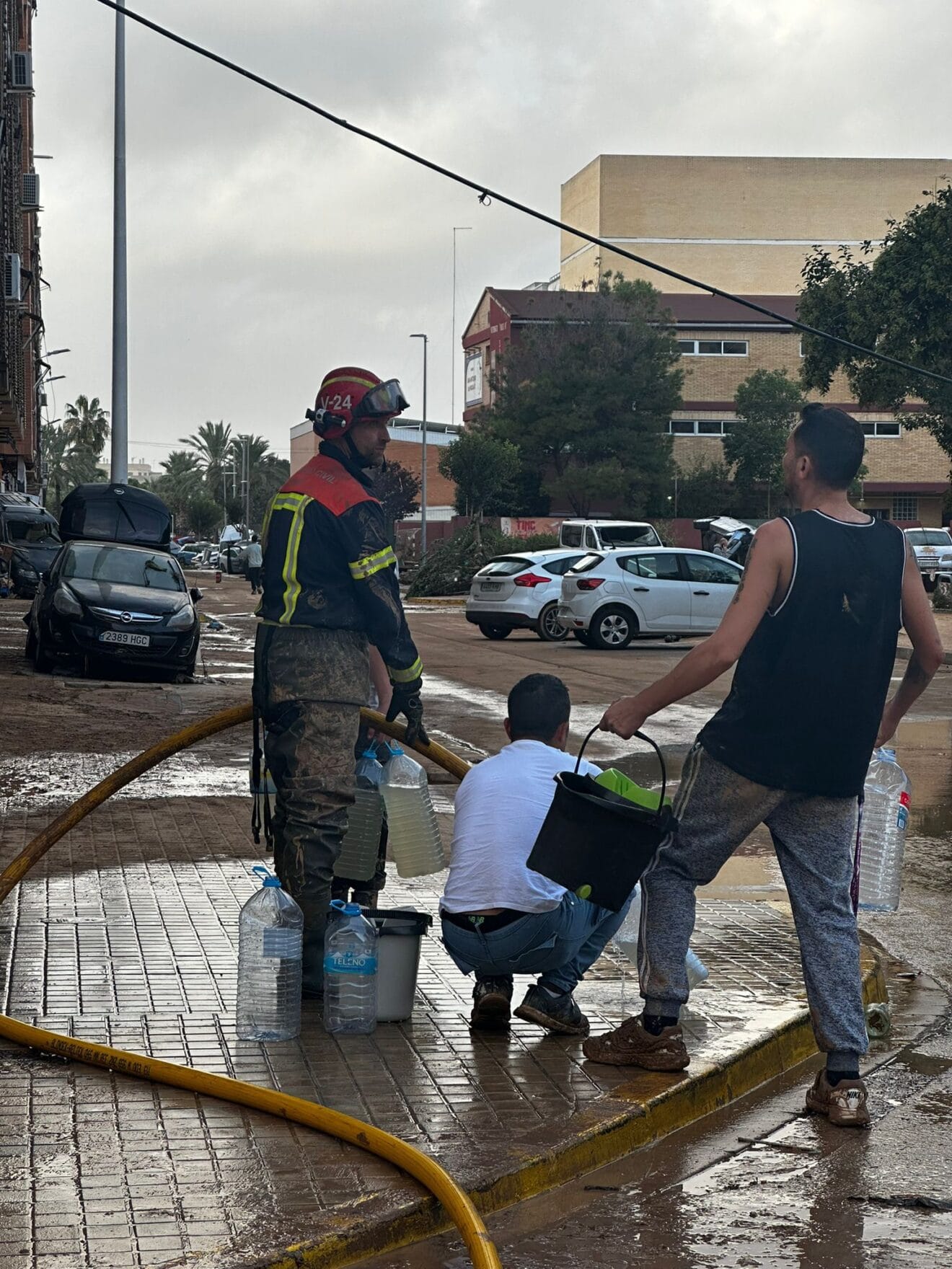 Arbeit der Xàbia-Truppen in Catarroja (4)