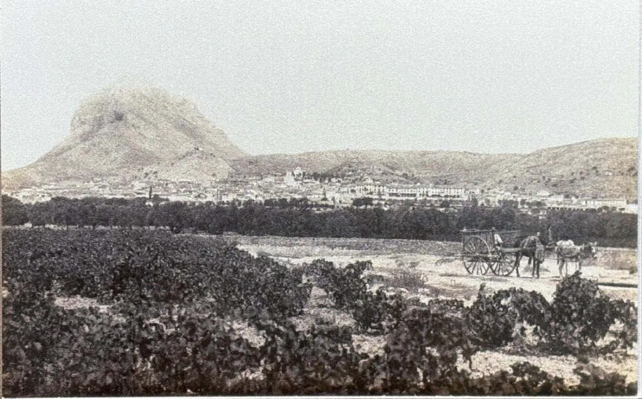 Auto, das zu Beginn des 20. Jahrhunderts durch den Pla fuhr