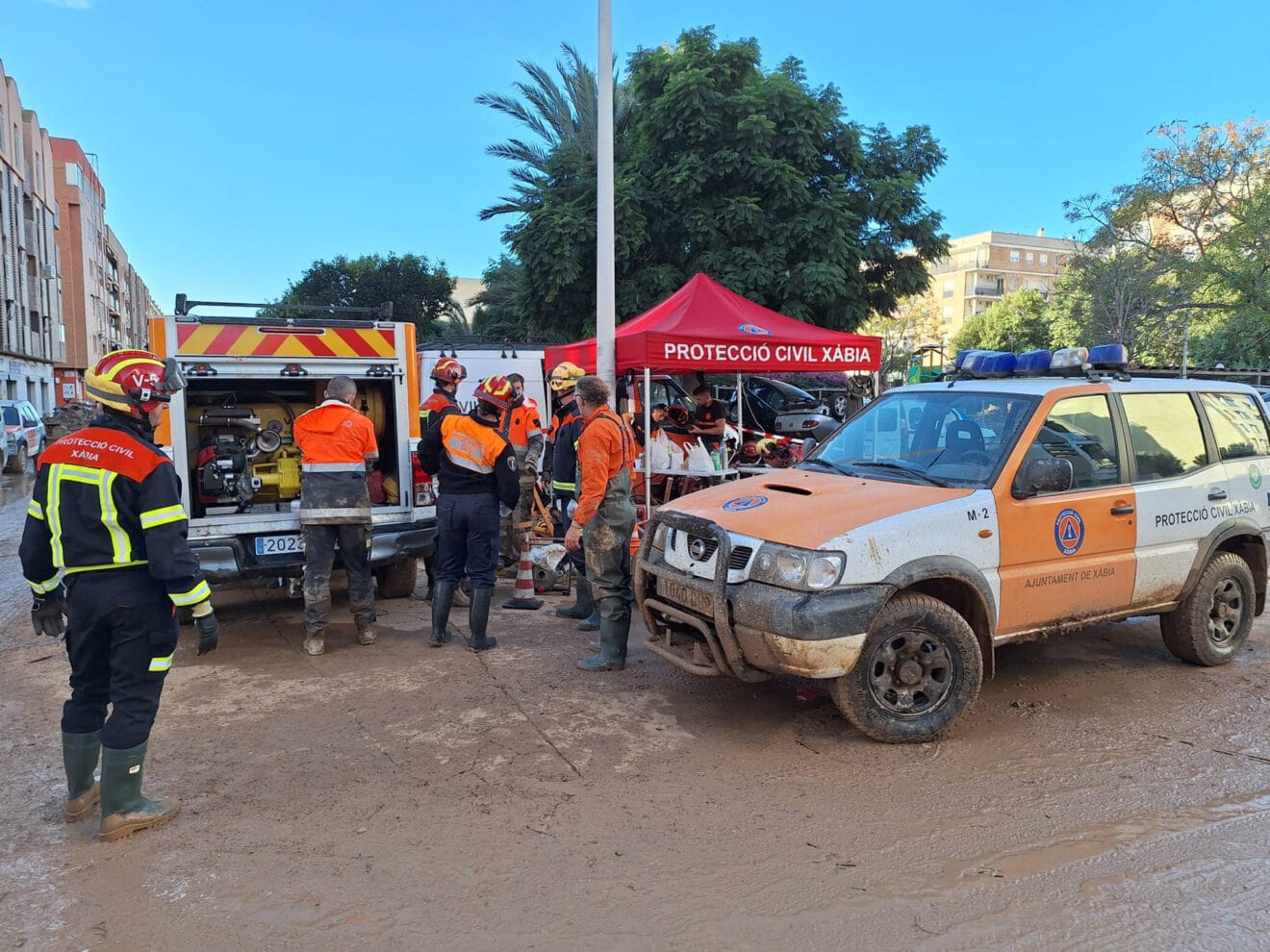 Cuerpos de seguridad de Xàbia en Catarroja 10