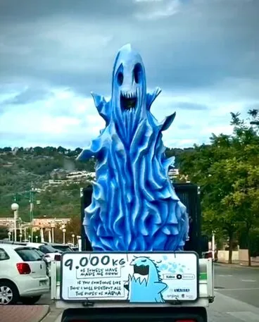 El Monstruo de las Toallitas en Xàbia