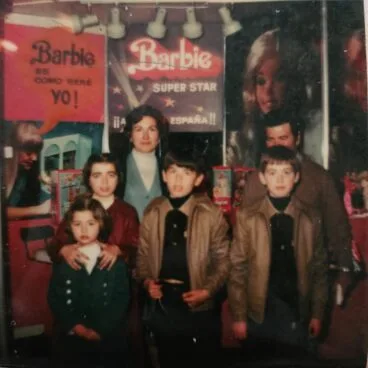 Die gesamte Familie Bolufer-Ribes. Cristóbal, Paquita, Toni, Kika, Mateo und Ana. Jahr 1977 | Fotoarchiv von Cristóbal Bolufer Buigues