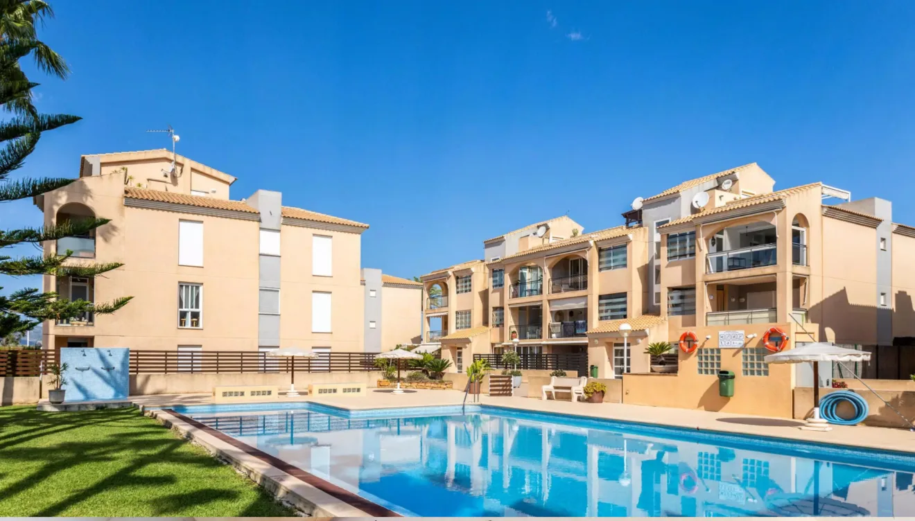 Piscina comunitaria en Xàbia