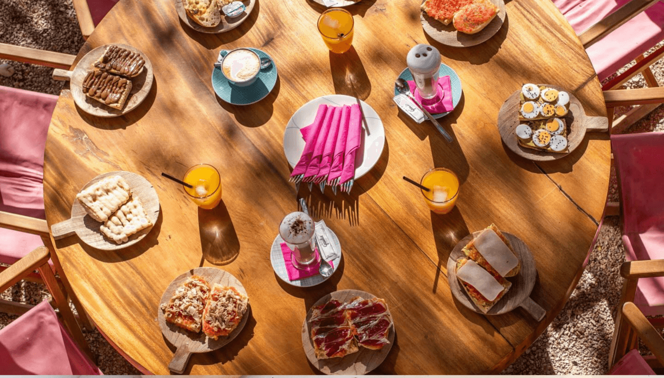 Ein Fest im La Bandideta: mediterrane Aromen mit Blick auf das Meer